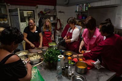Personal Food Service Ratingen / Heiligenhaus / NRW - Kochkurse – Kochen mit Freunden